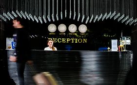 Demonti Hotel